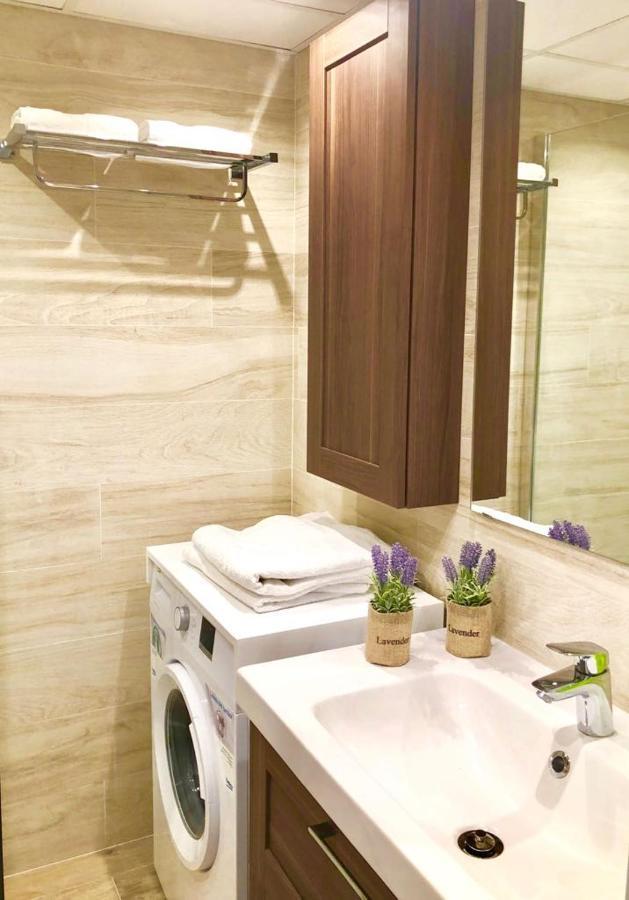 Premium Apartment In Benalbeach, เบนัลมาเดนา ภายนอก รูปภาพ